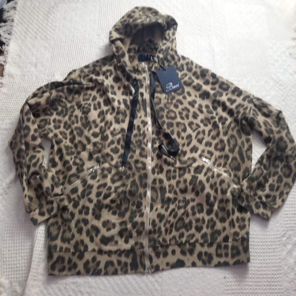 Baci Fashion Oversized Leopard Print Full Zip Hooded Jacket NWT